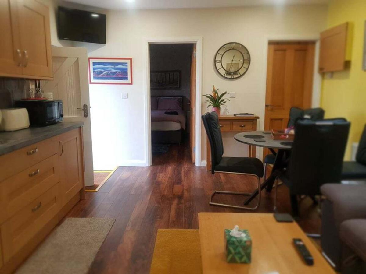 The Musical Ceol Cottage 1-Bedroom - Sleeps Four Ballynahinch Εξωτερικό φωτογραφία